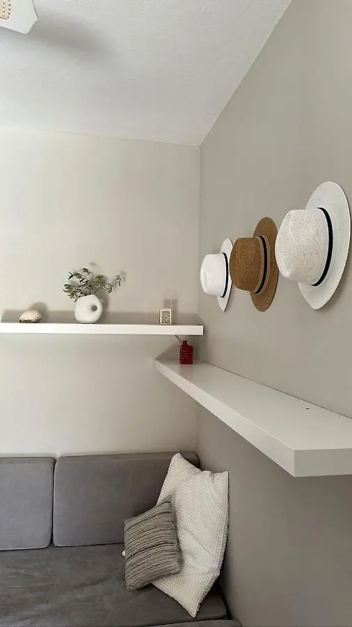Olive Mare Holidays Nea Iraklia Apartment